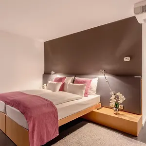 **** Hotel Plaza Austria
